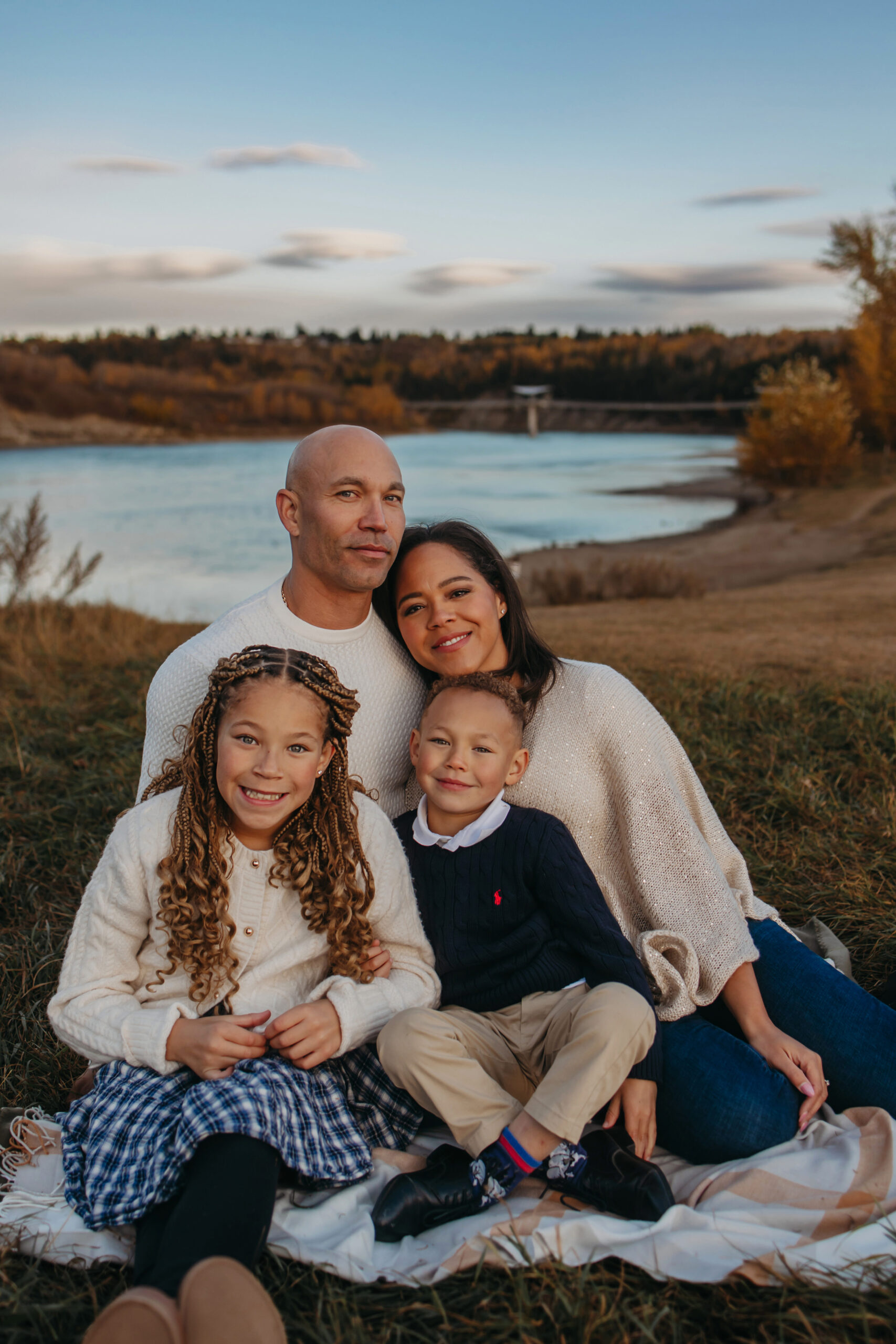 fall edmonton family photos in the river valley
